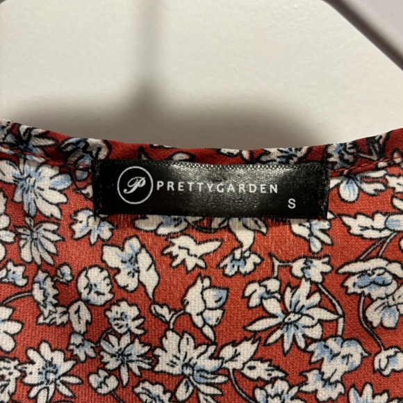 Pretty garden wrap dress - Picture 4 of 4